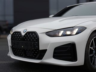 2025 BMW 4 серии Gran Coupe 420i G22, G23, G26 Рестайлинг, белый, 7890000 рублей, вид 4