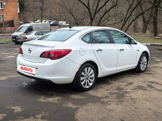 2013 Opel Astra J Рестайлинг, белый, 800000 рублей, вид 3