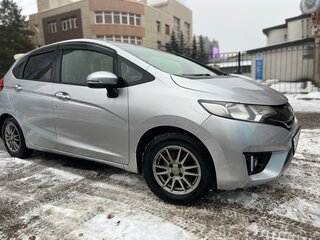2016 Honda Fit III, серебристый, 950000 рублей, вид 2