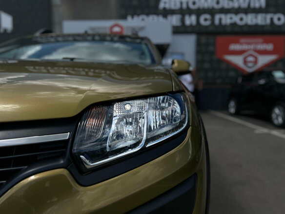 2017 Renault Sandero Stepway II, золотистый - вид 26