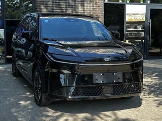 2026 Toyota bZ3X 58.3 kWh, чёрный, 2900000 рублей, вид 1