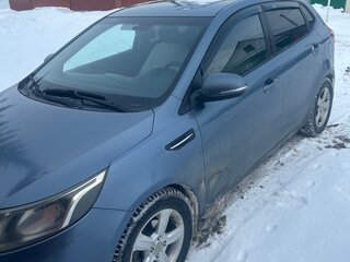2014 Kia Rio 4-speed III, голубой, 720000 рублей, вид 2