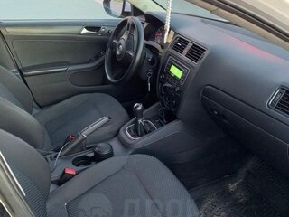 2014 Volkswagen Jetta VI Рестайлинг, белый, 630000 рублей, вид 4