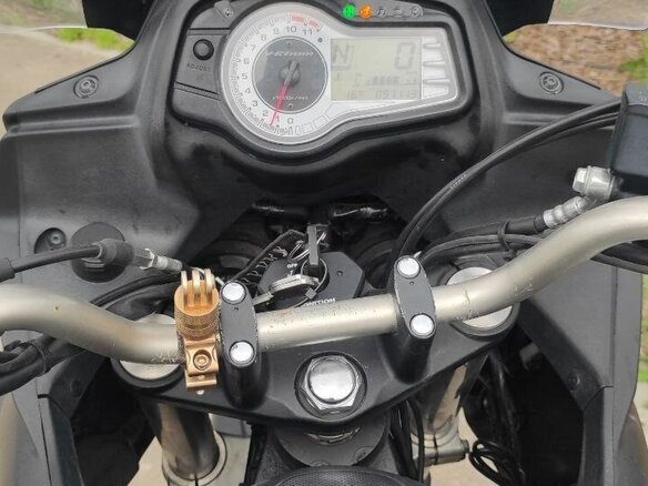 2013 Suzuki V-Strom DL 650, белый, 510000 рублей - вид 8