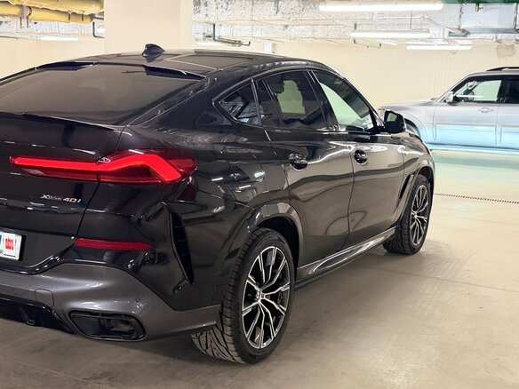 2020 BMW X6 40i III (G06), чёрный, 7500000 рублей - вид 7