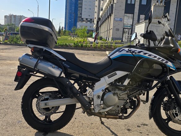2004 Suzuki V-Strom DL 650, чёрный, 540000 рублей - вид 5