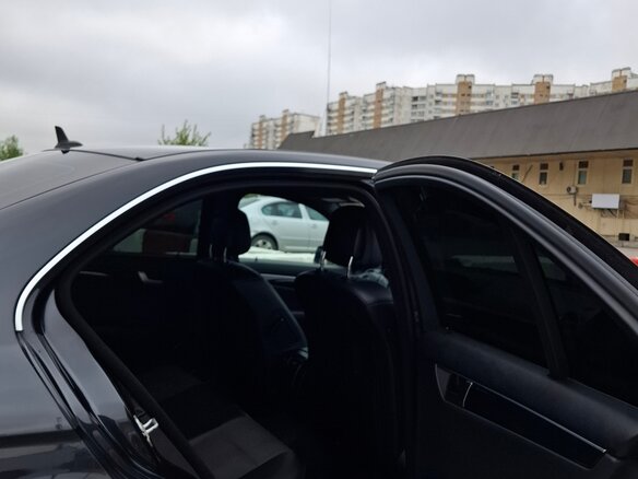 2012 Mercedes-Benz C-Класс 200 III (W204) Рестайлинг, чёрный, 1650000 рублей - вид 12