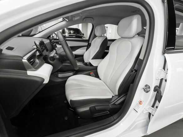 2025 BYD Seal 05 15.87 kWh, белый, 2800000 рублей - вид 8