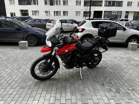 2015 Triumph Tiger 800, красный, 765000 рублей - вид 1