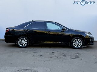 2017 Toyota Camry VII (XV50) Рестайлинг, чёрный, 2350000 рублей, вид 4