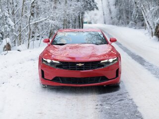 2019 Chevrolet Camaro VI Рестайлинг, красный, 1860000 рублей, вид 5