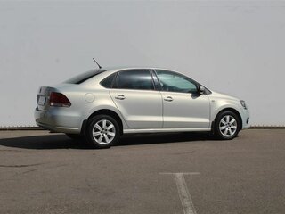2013 Volkswagen Polo V, бежевый, 820000 рублей, вид 5