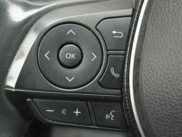 2021 Toyota RAV4 V (XA50), чёрный, 3199000 рублей - вид 8