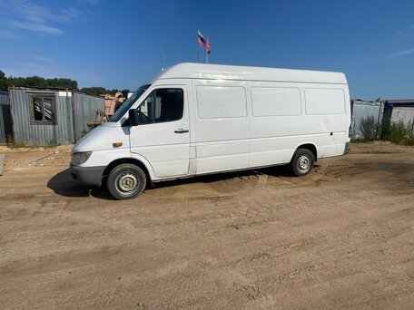 2002 Mercedes-Benz Sprinter, белый, 650000 рублей, вид 2