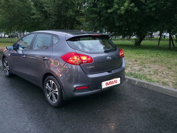 2015 Kia Ceed II, серый, 1400000 рублей - вид 2