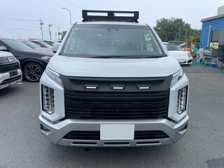 2022 Mitsubishi Delica D:5 I Рестайлинг, белый, 2450404 рублей, вид 2