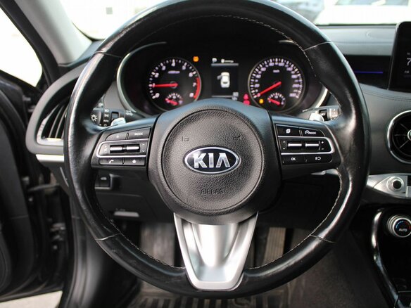 2021 Kia Stinger I, чёрный, 2650000 рублей - вид 11