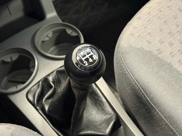 2005 Kia Rio I Рестайлинг, коричневый - вид 20