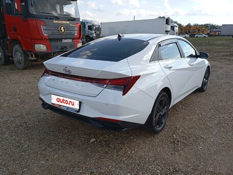 2022 Hyundai Elantra VII (CN7), белый, 1865800 рублей, вид 3