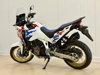 2025 Honda CRF 1100L Africa Twin, белый, 2850000 рублей, вид 2