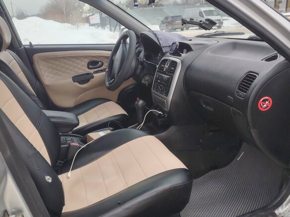 2002 Mitsubishi Carisma I Рестайлинг, серебристый, 240000 рублей - вид 7