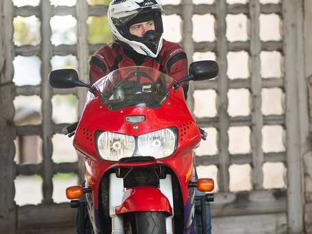 1998 Honda CBR 919RR Fireblade, красный, 265000 рублей, вид 1
