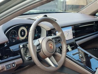 2026 Porsche Panamera GTS III, зелёный, 29680000 рублей, вид 5