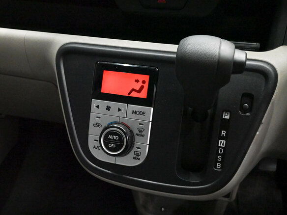 2018 Daihatsu Boon III, чёрный - вид 17