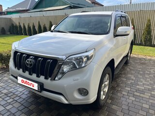 2014 Toyota Land Cruiser Prado 150 Series Рестайлинг 1, белый, 3700000 рублей, вид 1