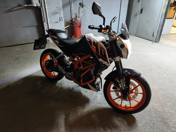 2014 KTM 390 Duke, белый, 390000 рублей - вид 19