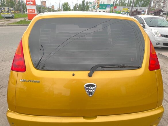 2007 Hafei Brio, золотистый, 300000 рублей - вид 9