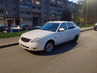 2013 Lada (ВАЗ) Priora I, белый, 180000 рублей, вид 1