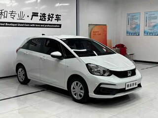 2023 Honda Fit Crosstar IV Рестайлинг, белый, 1020000 рублей, вид 3