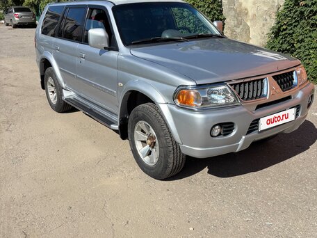 2007 Mitsubishi Pajero Sport I Рестайлинг, серебристый, 950000 рублей, вид 2