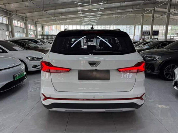 2023 Jetta VS7 I Рестайлинг 1, белый, 1488999 рублей - вид 7