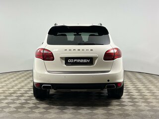 2010 Porsche Cayenne Diesel II (958), белый, 2444900 рублей, вид 4