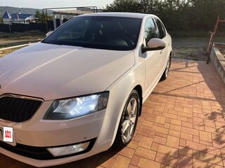 2015 Skoda Octavia III (A7), белый, 980000 рублей, вид 3