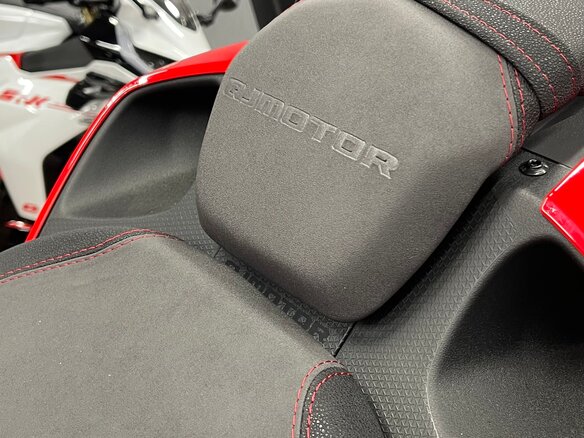2026 QJMotor SRK 800 RR, красный, 859000 рублей - вид 9