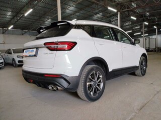 2023 Geely Coolray I, белый, 1665000 рублей, вид 3