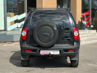 2017 Chevrolet Niva I Рестайлинг, чёрный, 519000 рублей, вид 3