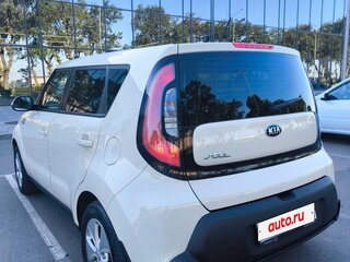 2015 Kia Soul II, бежевый, 1500000 рублей, вид 4