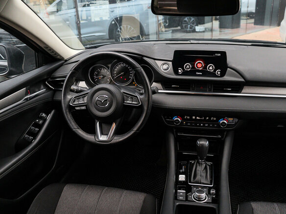 2019 Mazda 6 III (GJ) Рестайлинг 2, чёрный, 2600000 рублей - вид 9