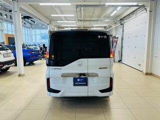 2019 Honda Stepwgn Spada V Рестайлинг, белый, 2449900 рублей, вид 5