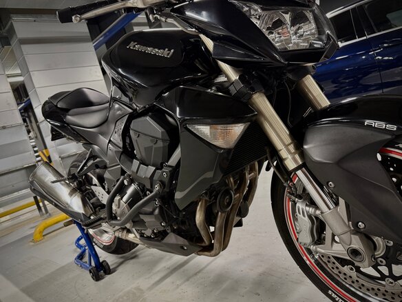 2009 Kawasaki Z 1000, чёрный, 440000 рублей - вид 8