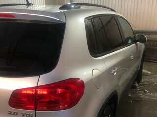 2012 Volkswagen Tiguan I Рестайлинг, серебристый, 1499999 рублей, вид 4