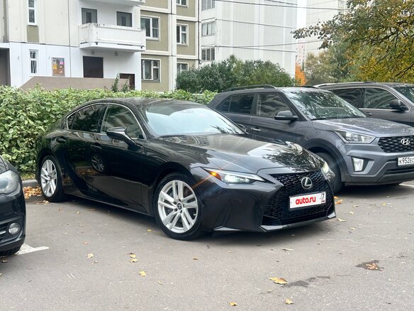 2020 Lexus IS 300 III Рестайлинг 2, чёрный, 3550000 рублей
