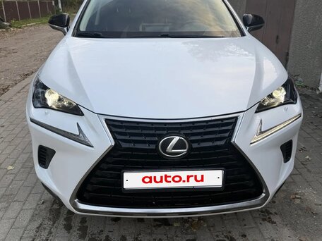2019 Lexus NX 200 I Рестайлинг, белый, 3100000 рублей, вид 1