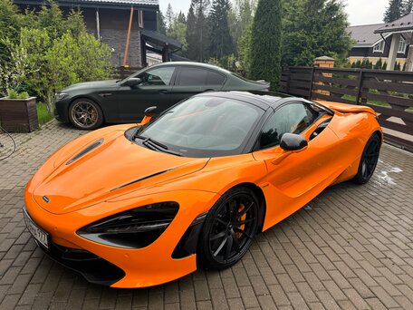 2022 McLaren 720S, оранжевый, 33000000 рублей, вид 1