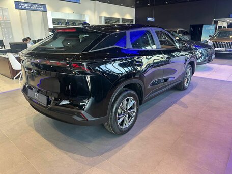 2026 Omoda C5 II, чёрный, 2349000 рублей, вид 4