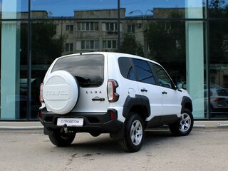 2024 Lada (ВАЗ) Niva Travel I, белый, 975000 рублей, вид 5